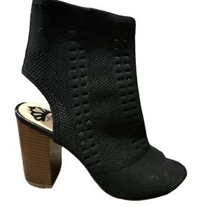 Fergalicious Hero Heels size 7.5
